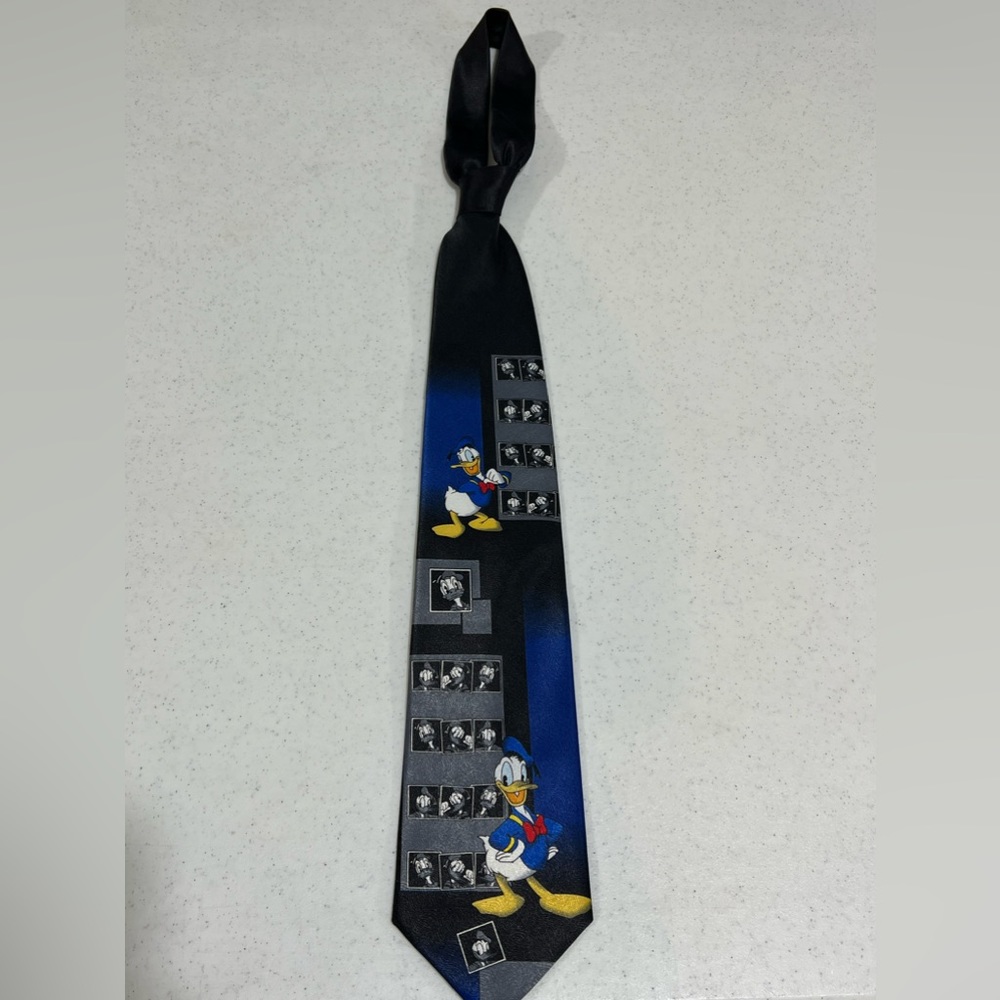 Donald Duck Disney Necktie